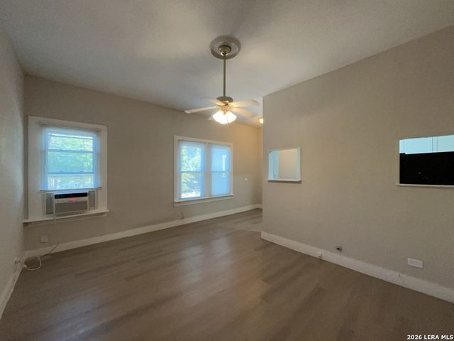 319 Army Blvd Apt 2, San Antonio, TX 78215