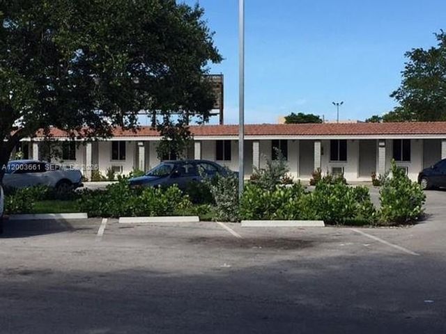 371 NE 80th Terrace 12, Miami, FL 33138