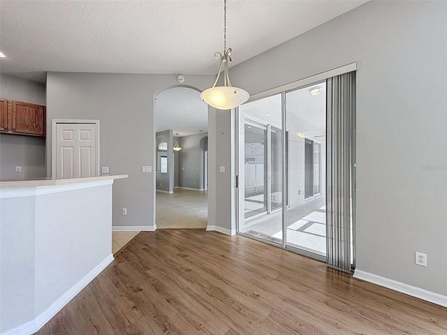 2021 RUTHERFORD DRIVE, Dover, FL 33527