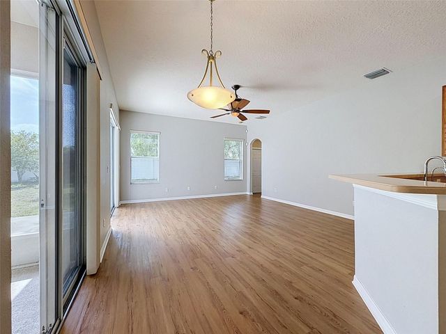 2021 RUTHERFORD DRIVE, Dover, FL 33527