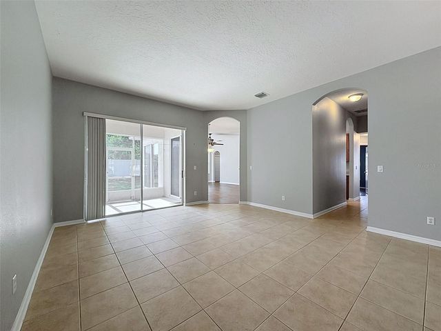 2021 RUTHERFORD DRIVE, Dover, FL 33527