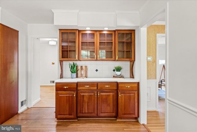1732 CHESTERFORD WAY, Mclean, VA 22101