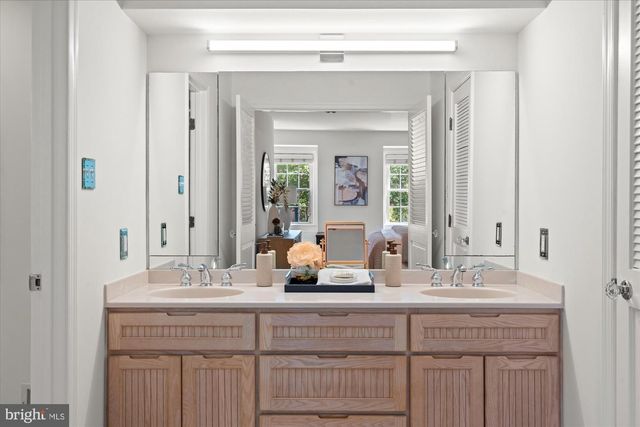 1732 CHESTERFORD WAY, Mclean, VA 22101