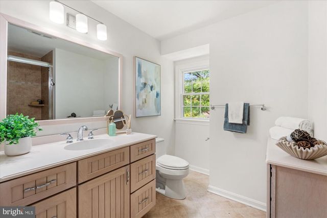 1732 CHESTERFORD WAY, Mclean, VA 22101
