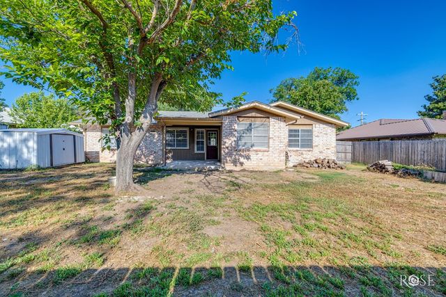 207 Hudspeth Street, Sonora, TX 76950