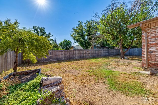 207 Hudspeth Street, Sonora, TX 76950