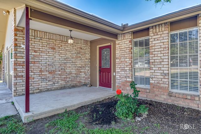 207 Hudspeth Street, Sonora, TX 76950