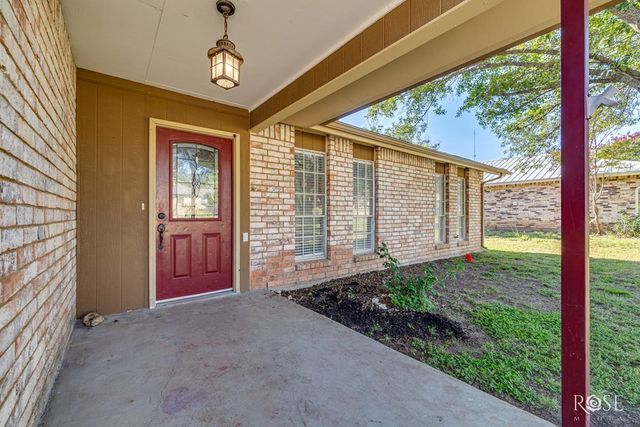 207 Hudspeth Street, Sonora, TX 76950