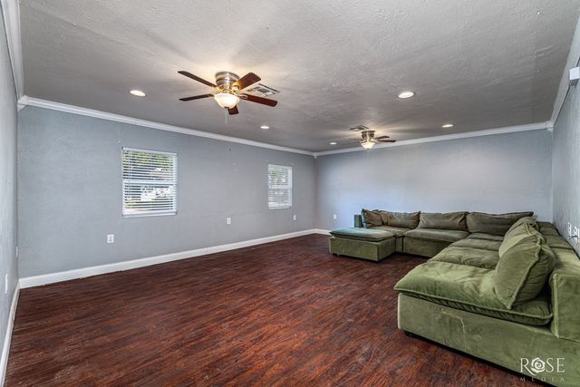 207 Hudspeth Street, Sonora, TX 76950