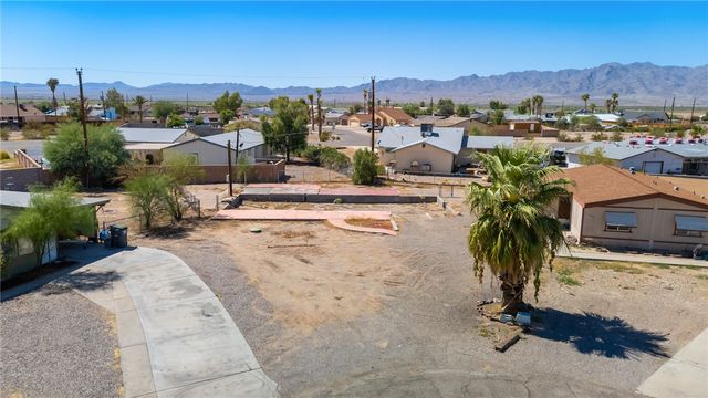 1392 Ruby Court, Fort Mohave, AZ 86426