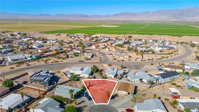 1392 Ruby Court, Fort Mohave, AZ 86426