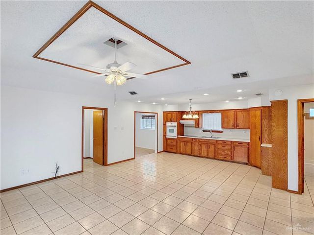 519 Venus Street, Mission, TX 78572
