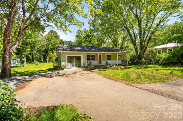 468 Beaverdam Road, Asheville, NC 28804