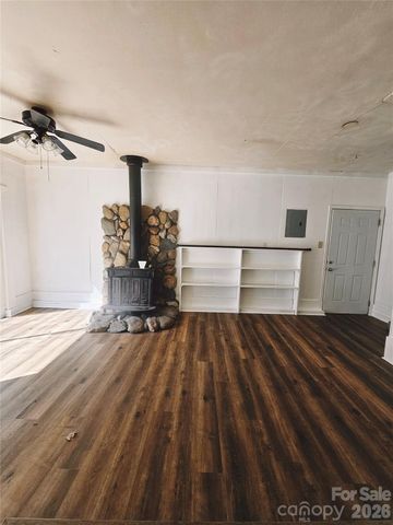 468 Beaverdam Road, Asheville, NC 28804