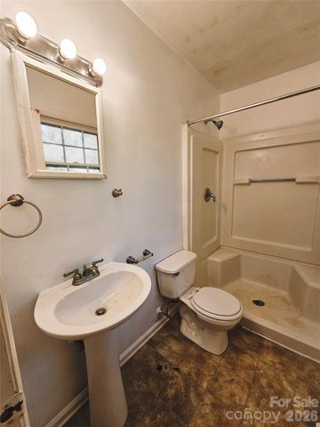 468 Beaverdam Road, Asheville, NC 28804