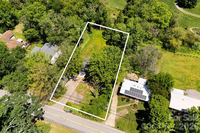 468 Beaverdam Road, Asheville, NC 28804