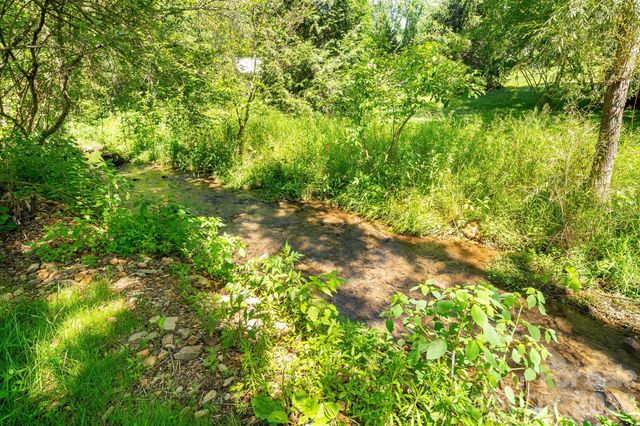 468 Beaverdam Road, Asheville, NC 28804