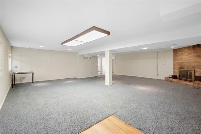 6710 N Baltimore Avenue, Gladstone, MO 64118