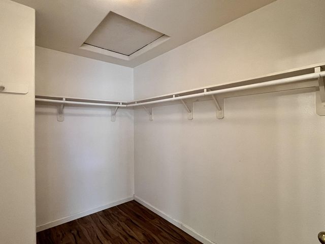 2954 E Pryor Drive, Fresno, CA 93720
