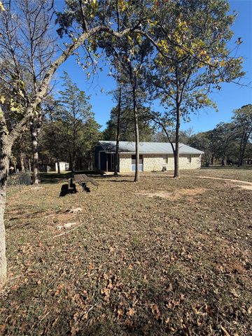 214 The Forest RD, Dale, TX 78616