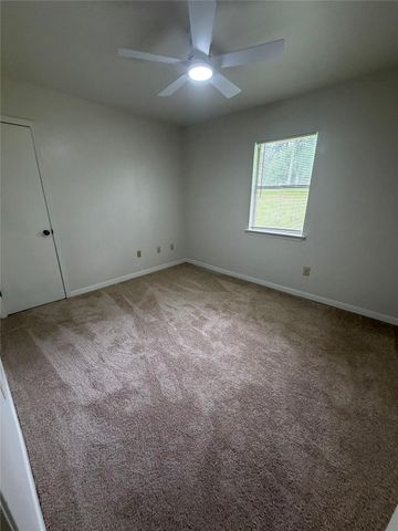 214 The Forest RD, Dale, TX 78616