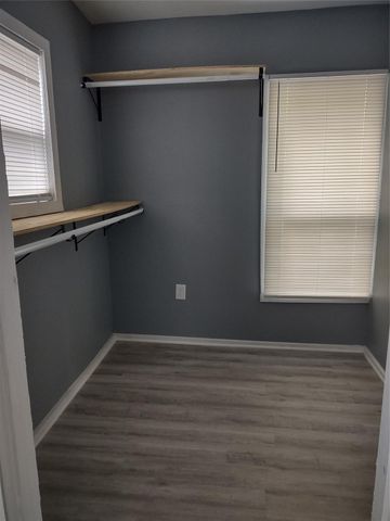 108 W Barrow Street, Dayton, TX 77535