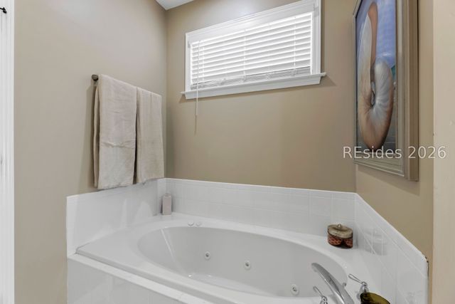 61 Tucker Ridge Ct, Hilton Head Island, SC 29926