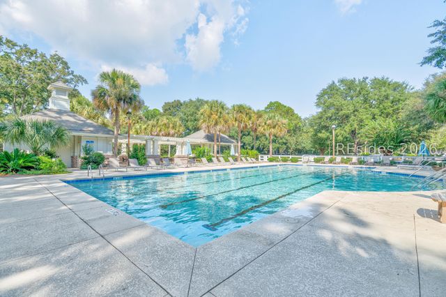 61 Tucker Ridge Ct, Hilton Head Island, SC 29926