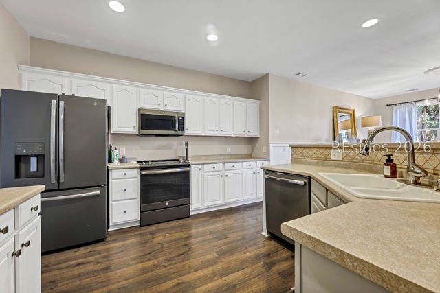 61 Tucker Ridge Ct, Hilton Head Island, SC 29926