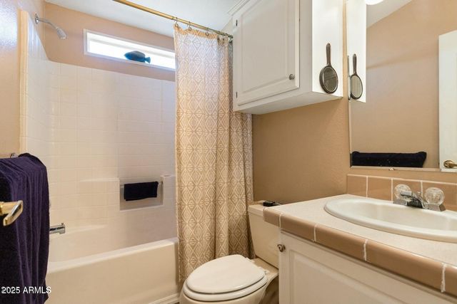 5780 S Mescalero Road, Hereford, AZ 85615