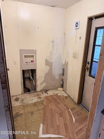 1607 TWIN LAKES Boulevard, Interlachen, FL 32148