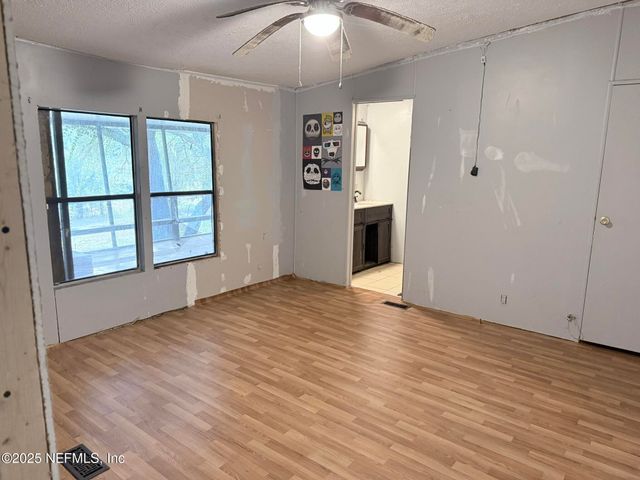 1607 TWIN LAKES Boulevard, Interlachen, FL 32148