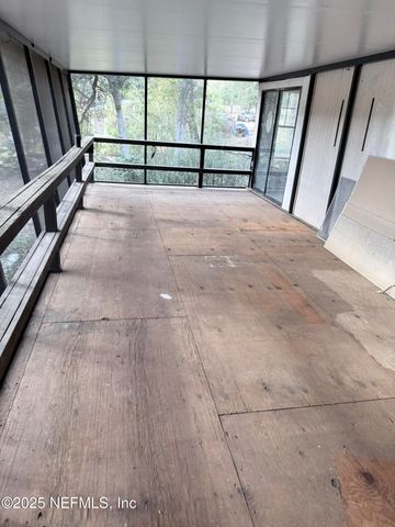 1607 TWIN LAKES Boulevard, Interlachen, FL 32148