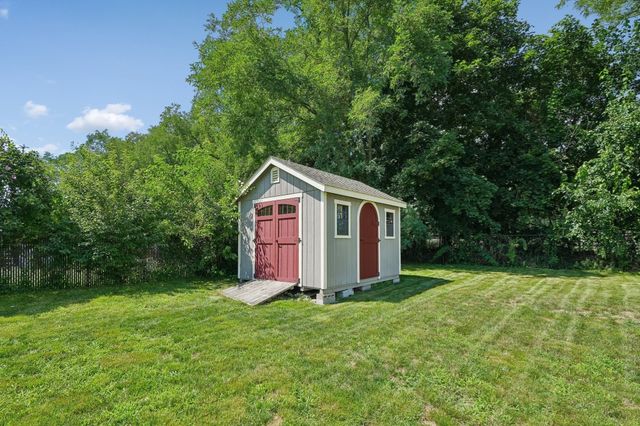 55 Vernon St, Bridgewater, MA 02324