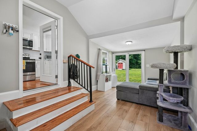 55 Vernon St, Bridgewater, MA 02324