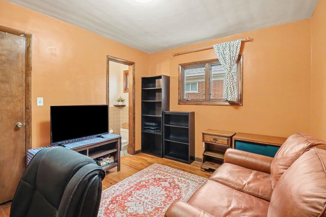 4114 Mckinley Street, Dearborn Heights, MI 48125