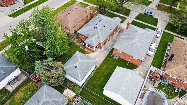 4114 Mckinley Street, Dearborn Heights, MI 48125