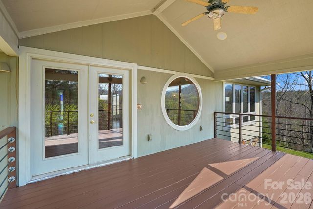 310 Burr Ridge, Marshall, NC 28753