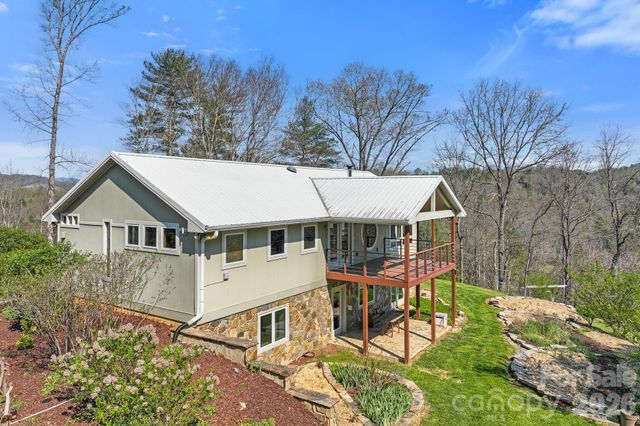 310 Burr Ridge, Marshall, NC 28753