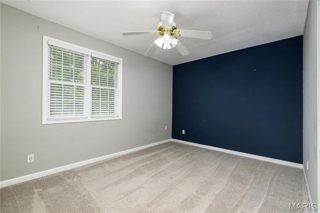 9024 W Swan Circle, Brentwood, MO 63144