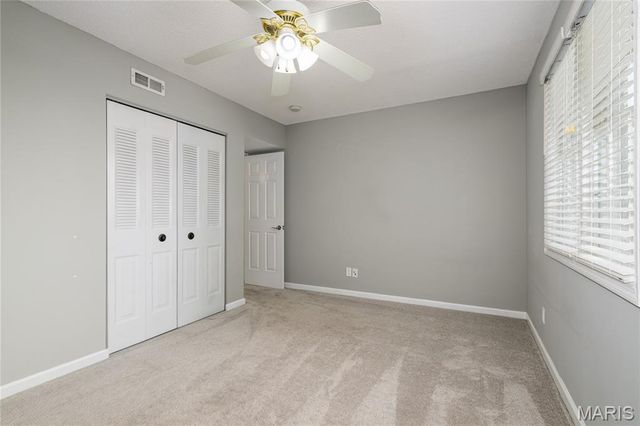 9024 W Swan Circle, Brentwood, MO 63144
