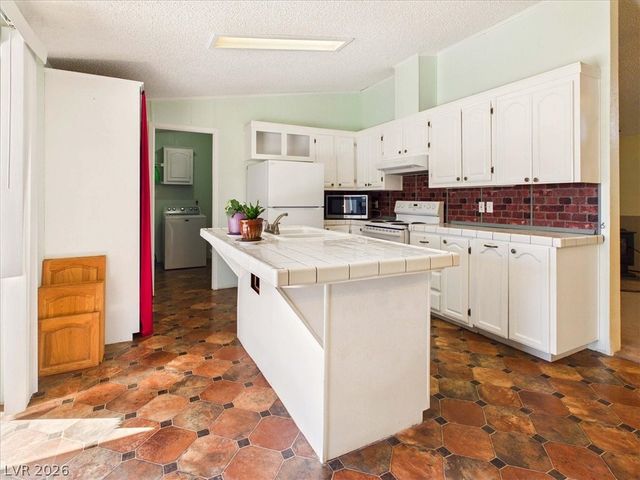 1991 Meier Drive, Pahrump, NV 89048
