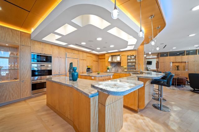 330 Las Colinas Boulevard E 1522, Irving, TX 75039