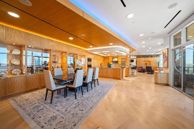 330 Las Colinas Boulevard E 1522, Irving, TX 75039