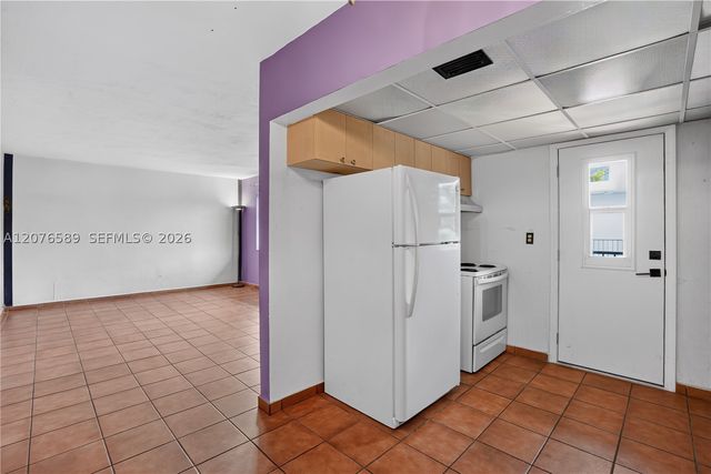 3240 Mary St S308, Miami, FL 33133