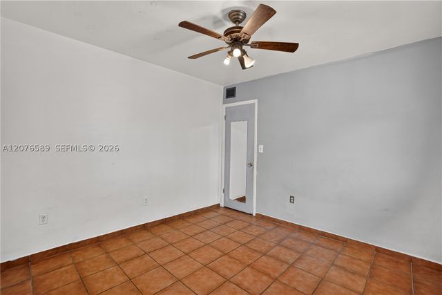 3240 Mary St S308, Miami, FL 33133
