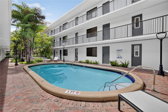 3240 Mary St S308, Miami, FL 33133