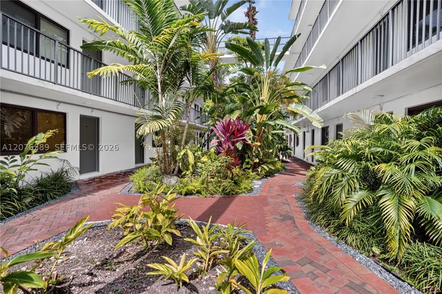 3240 Mary St S308, Miami, FL 33133
