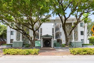 3240 Mary St S308, Miami, FL 33133