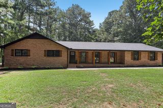 100 Thornton Court, Fayetteville, GA 30214